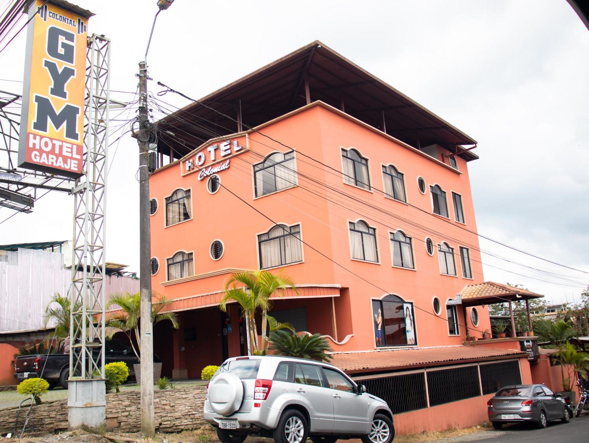 Hotel Colonial Puyo Exterior photo