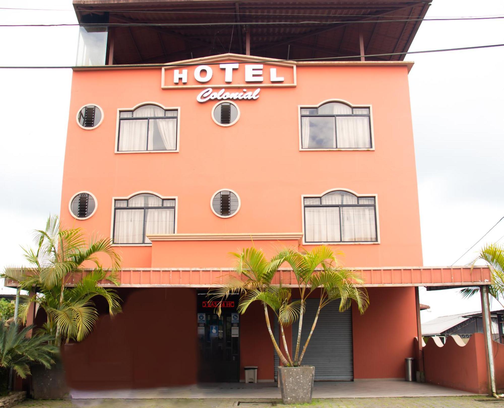 Hotel Colonial Puyo Exterior photo